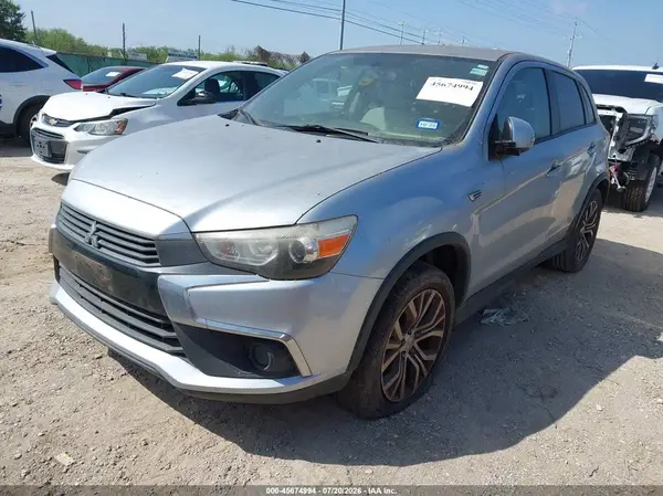 JA4AP3AU0HZ014078 2017 MITSUBISHI OUTLANDER - Image 2