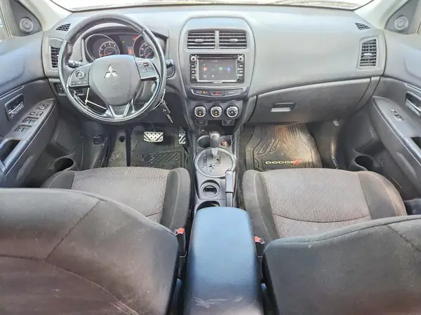 JA4AP3AU0HZ033665 2017 MITSUBISHI OUTLANDER - Image 8