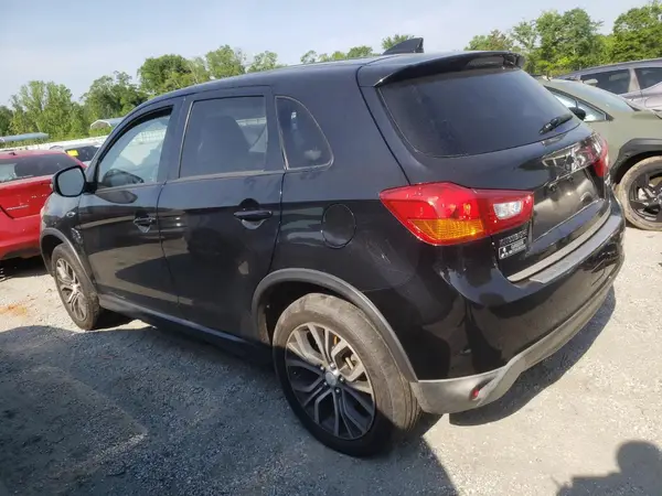 JA4AP3AU0HZ048702 2017 MITSUBISHI OUTLANDER - Image 2