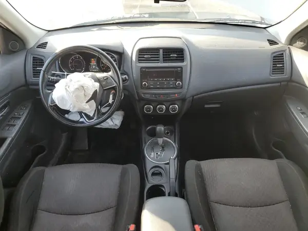 JA4AP3AU0HZ064933 2017 MITSUBISHI OUTLANDER - Image 8