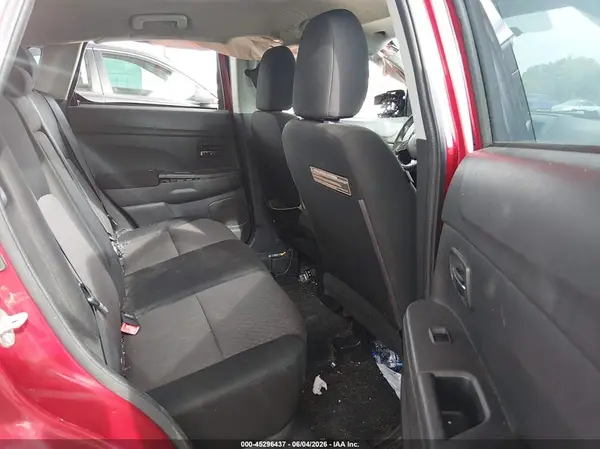 JA4AP3AU0HZ067542 2017 MITSUBISHI OUTLANDER - Image 8