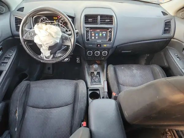 JA4AP3AU0JU007196 2018 MITSUBISHI OUTLANDER - Image 8