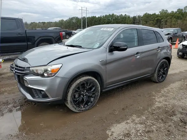 JA4AP3AU0JU008882 2018 MITSUBISHI OUTLANDER - Image 1