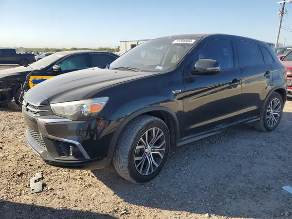JA4AP3AU0JU013807 2018 MITSUBISHI OUTLANDER - Image 1