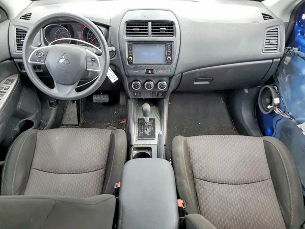 JA4AP3AU0JU021695 2018 MITSUBISHI OUTLANDER - Image 8