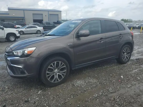JA4AP3AU0JZ005306 2018 MITSUBISHI OUTLANDER - Image 1