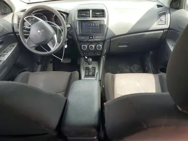 JA4AP3AU0KU001822 2019 MITSUBISHI OUTLANDER - Image 8