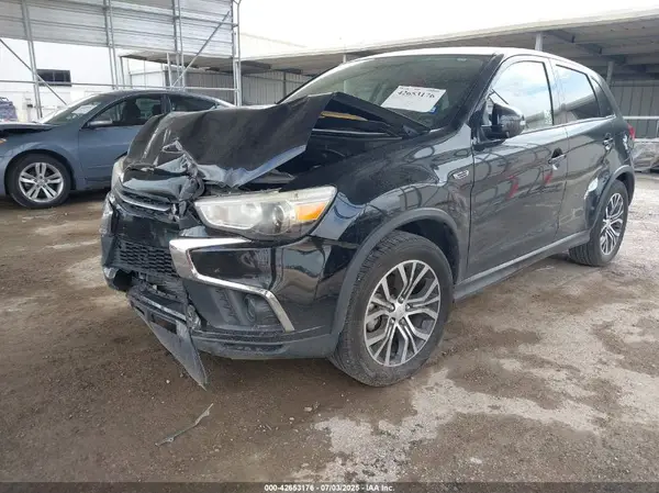 JA4AP3AU0KU005790 2019 MITSUBISHI OUTLANDER - Image 2