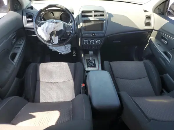 JA4AP3AU0KU010259 2019 MITSUBISHI OUTLANDER - Image 8