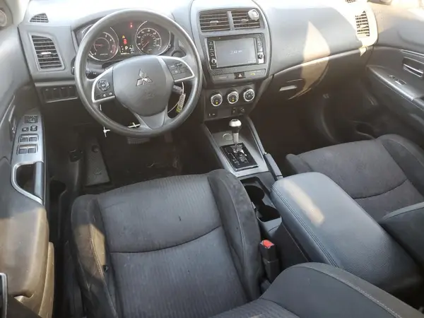 JA4AP3AU0KU010908 2019 MITSUBISHI OUTLANDER - Image 8