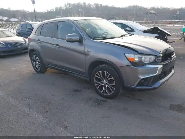 JA4AP3AU0KU011377 2019 MITSUBISHI OUTLANDER - Image 1