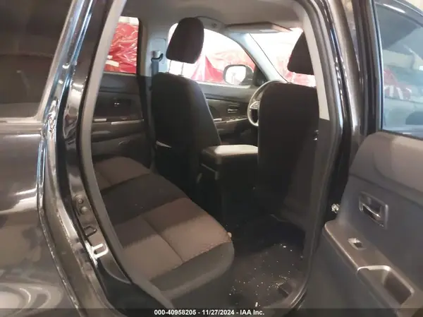 JA4AP3AU0KU011475 2019 MITSUBISHI OUTLANDER - Image 8