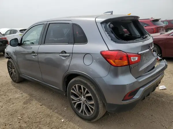 JA4AP3AU0KU011640 2019 MITSUBISHI OUTLANDER - Image 2