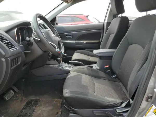 JA4AP3AU0KU011640 2019 MITSUBISHI OUTLANDER - Image 8