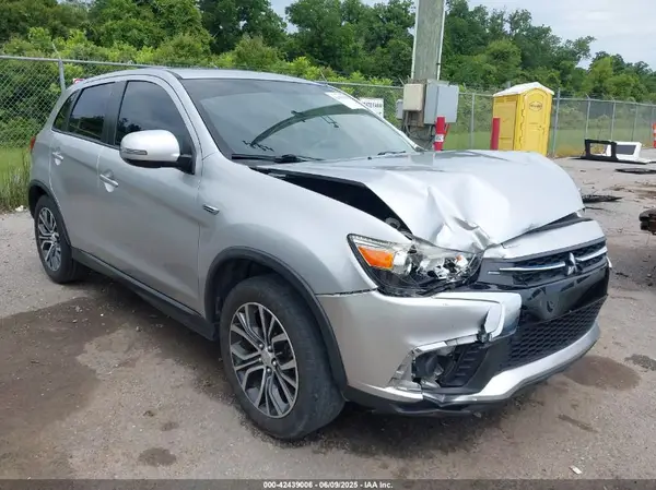 JA4AP3AU0KU012965 2019 MITSUBISHI OUTLANDER - Image 1