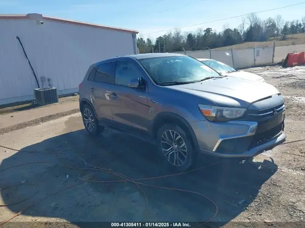 JA4AP3AU0KU015137 2019 MITSUBISHI OUTLANDER - Image 1