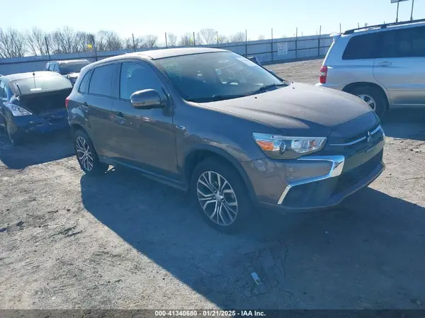 JA4AP3AU0KU016398 2019 MITSUBISHI OUTLANDER - Image 1