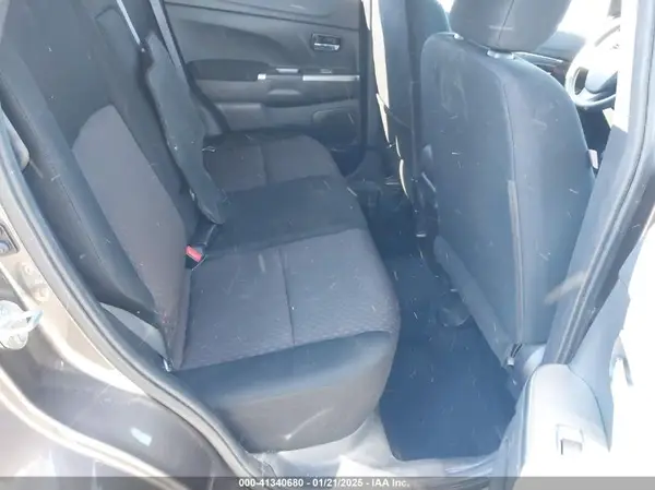 JA4AP3AU0KU016398 2019 MITSUBISHI OUTLANDER - Image 8