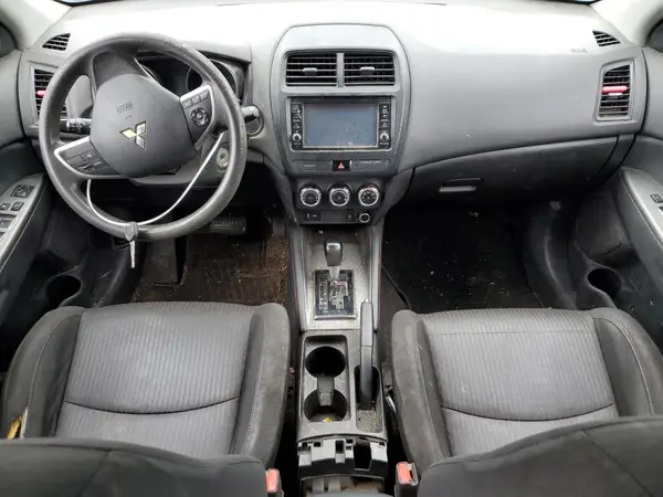 JA4AP3AU0KU017552 2019 MITSUBISHI OUTLANDER - Image 8