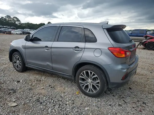 JA4AP3AU0KU018751 2019 MITSUBISHI OUTLANDER - Image 2