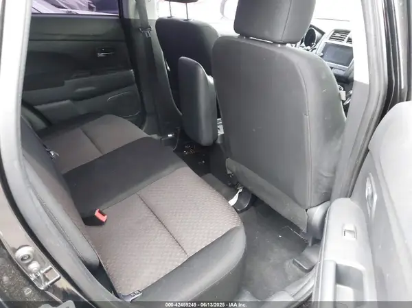 JA4AP3AU0KU018832 2019 MITSUBISHI OUTLANDER - Image 8