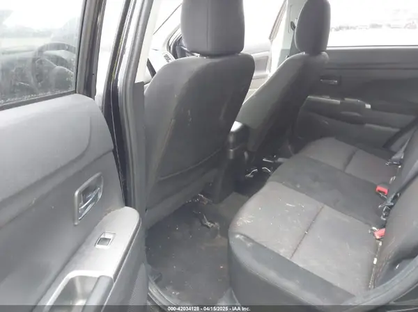 JA4AP3AU0KU019432 2019 MITSUBISHI OUTLANDER - Image 8