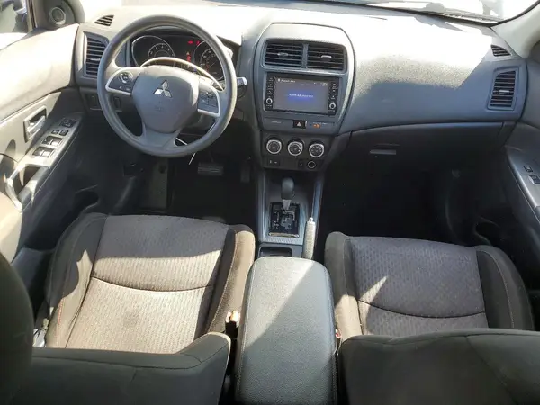 JA4AP3AU0KU020077 2019 MITSUBISHI OUTLANDER - Image 8