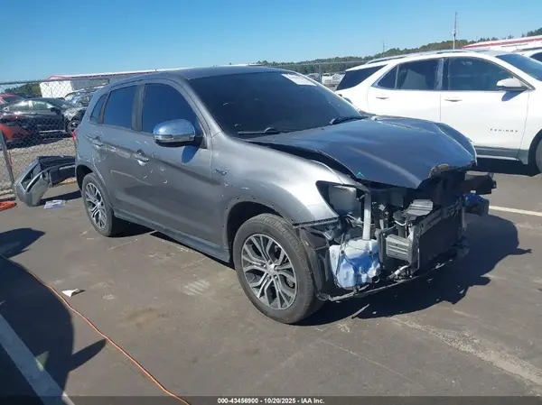 JA4AP3AU0KU020189 2019 MITSUBISHI OUTLANDER - Image 1