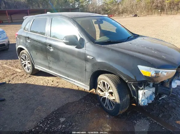 JA4AP3AU0KU026624 2019 MITSUBISHI OUTLANDER - Image 1