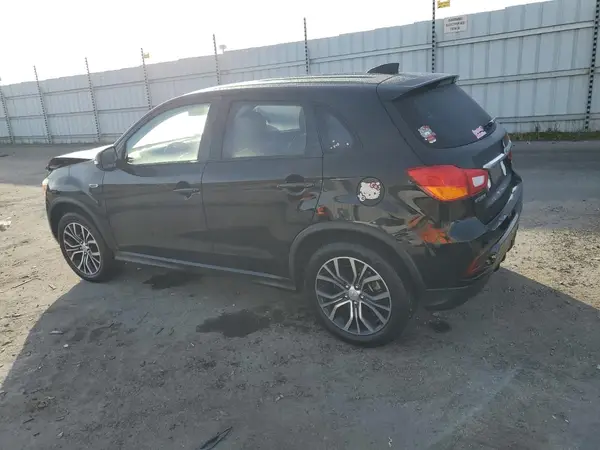 JA4AP3AU0KU027532 2019 MITSUBISHI OUTLANDER - Image 2