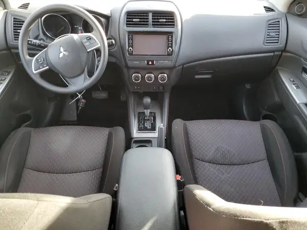 JA4AP3AU0KU027532 2019 MITSUBISHI OUTLANDER - Image 8
