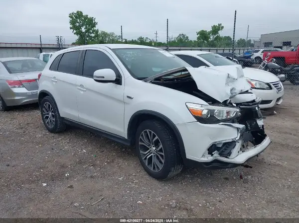 JA4AP3AU0KU031662 2019 MITSUBISHI OUTLANDER - Image 1