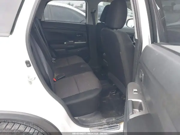 JA4AP3AU0KU031662 2019 MITSUBISHI OUTLANDER - Image 8