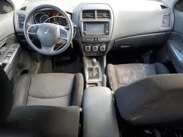 JA4AP3AU0KU033850 2019 MITSUBISHI OUTLANDER - Image 8