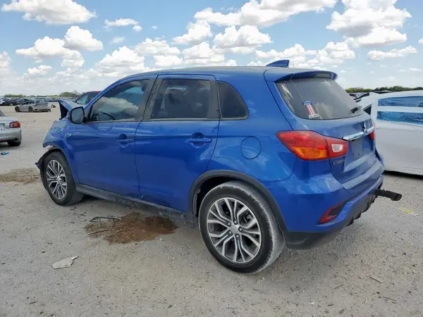 JA4AP3AU0KU035291 2019 MITSUBISHI OUTLANDER - Image 2
