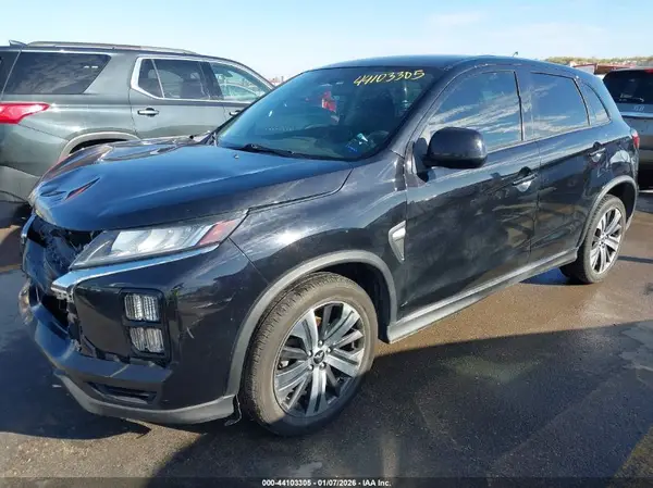 JA4AP3AU0LU001658 2020 MITSUBISHI OUTLANDER - Image 2