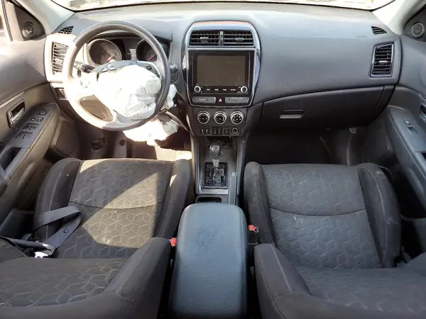 JA4AP3AU0LU018542 2020 MITSUBISHI OUTLANDER - Image 8