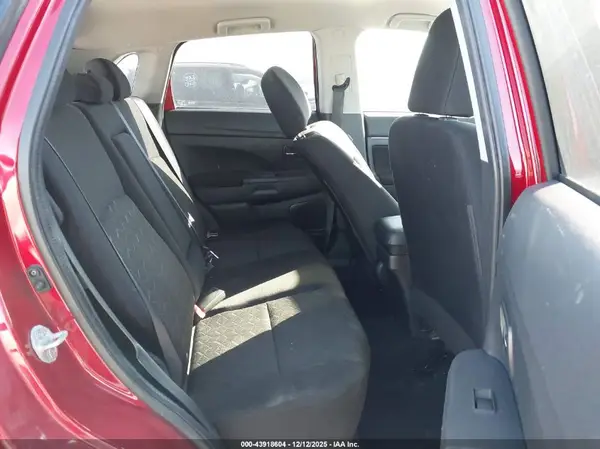 JA4AP3AU0LU027502 2020 MITSUBISHI OUTLANDER - Image 8