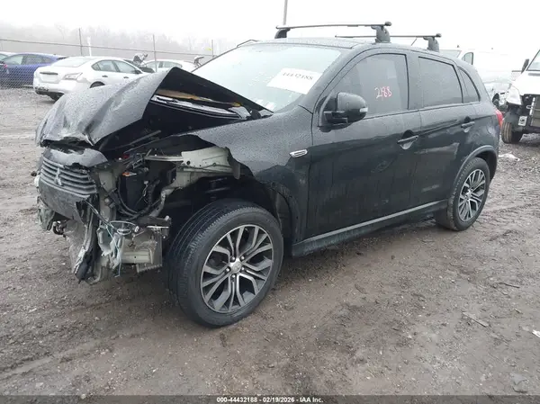 JA4AP3AU1GZ024777 2016 MITSUBISHI OUTLANDER - Image 2