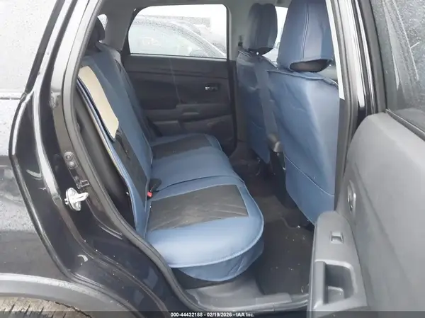 JA4AP3AU1GZ024777 2016 MITSUBISHI OUTLANDER - Image 8