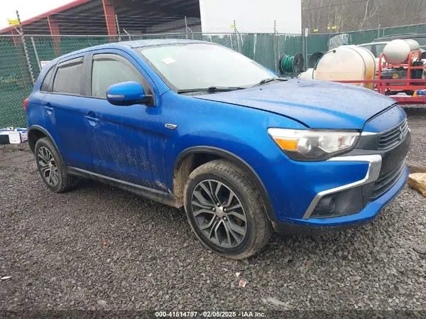JA4AP3AU1GZ026352 2016 MITSUBISHI OUTLANDER - Image 1