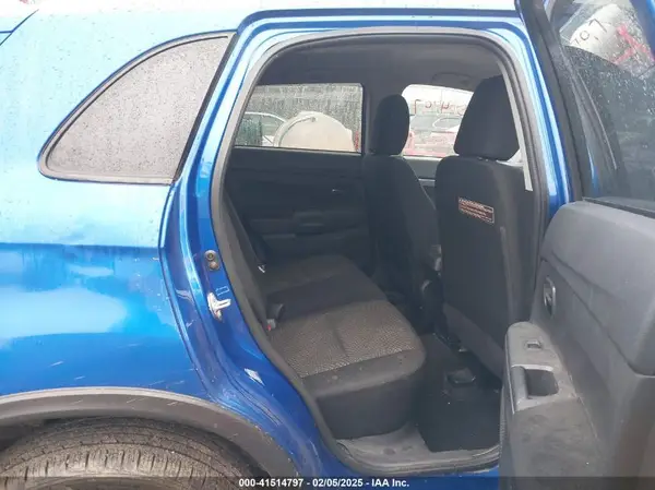 JA4AP3AU1GZ026352 2016 MITSUBISHI OUTLANDER - Image 8