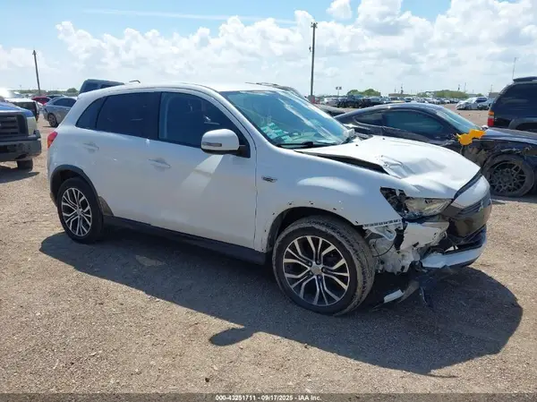 JA4AP3AU1GZ027081 2016 MITSUBISHI OUTLANDER - Image 1