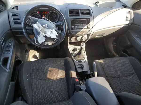 JA4AP3AU1GZ050747 2016 MITSUBISHI OUTLANDER - Image 8