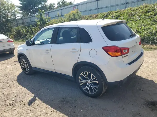 JA4AP3AU1GZ062087 2016 MITSUBISHI OUTLANDER - Image 2