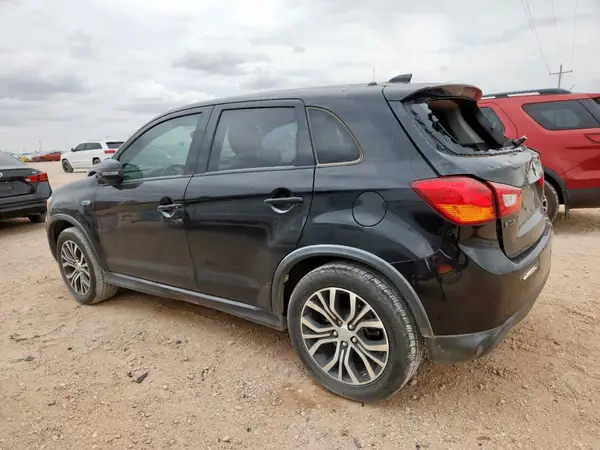 JA4AP3AU1HZ012856 2017 MITSUBISHI OUTLANDER - Image 2
