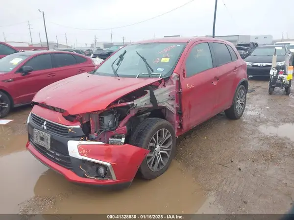 JA4AP3AU1HZ040799 2017 MITSUBISHI OUTLANDER - Image 2