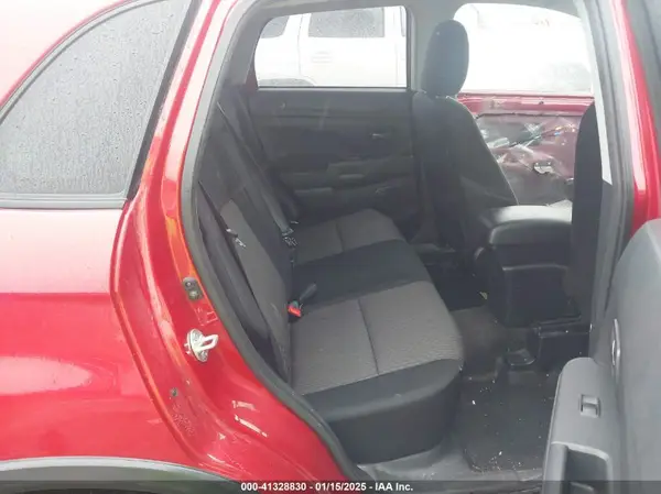 JA4AP3AU1HZ040799 2017 MITSUBISHI OUTLANDER - Image 8