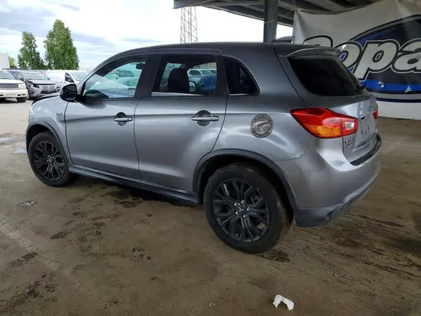 JA4AP3AU1HZ047445 2017 MITSUBISHI OUTLANDER - Image 2