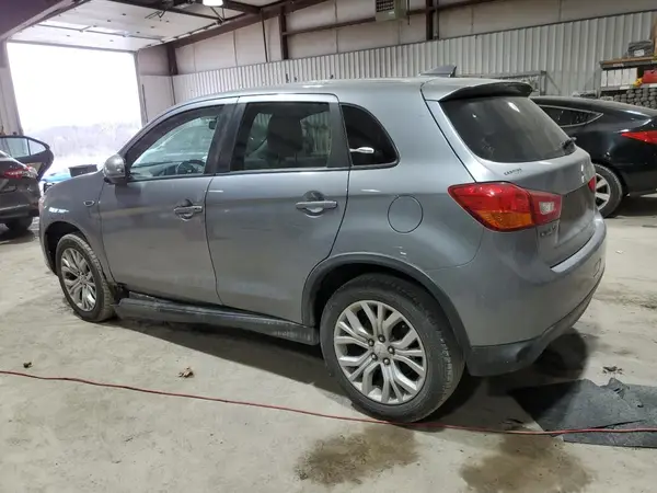 JA4AP3AU1HZ049874 2017 MITSUBISHI OUTLANDER - Image 2